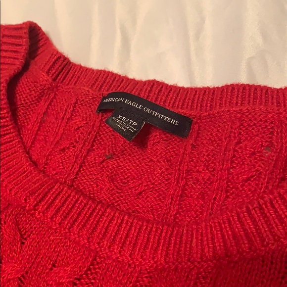 American Eagle : Red Knit Sweater - Picture 4 of 5
